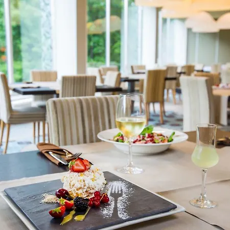 Lielupe & Conferences By Semarah Hotel 4*
